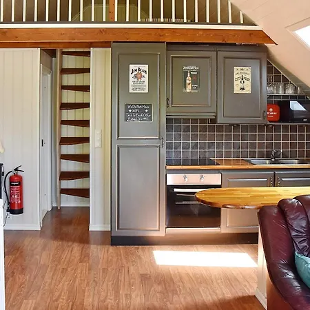 Holiday home 4 Star In Urangsvag
