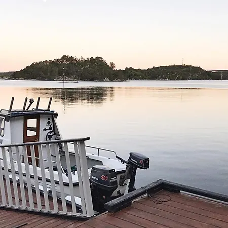 4 Star Holiday Home In Urangsvag